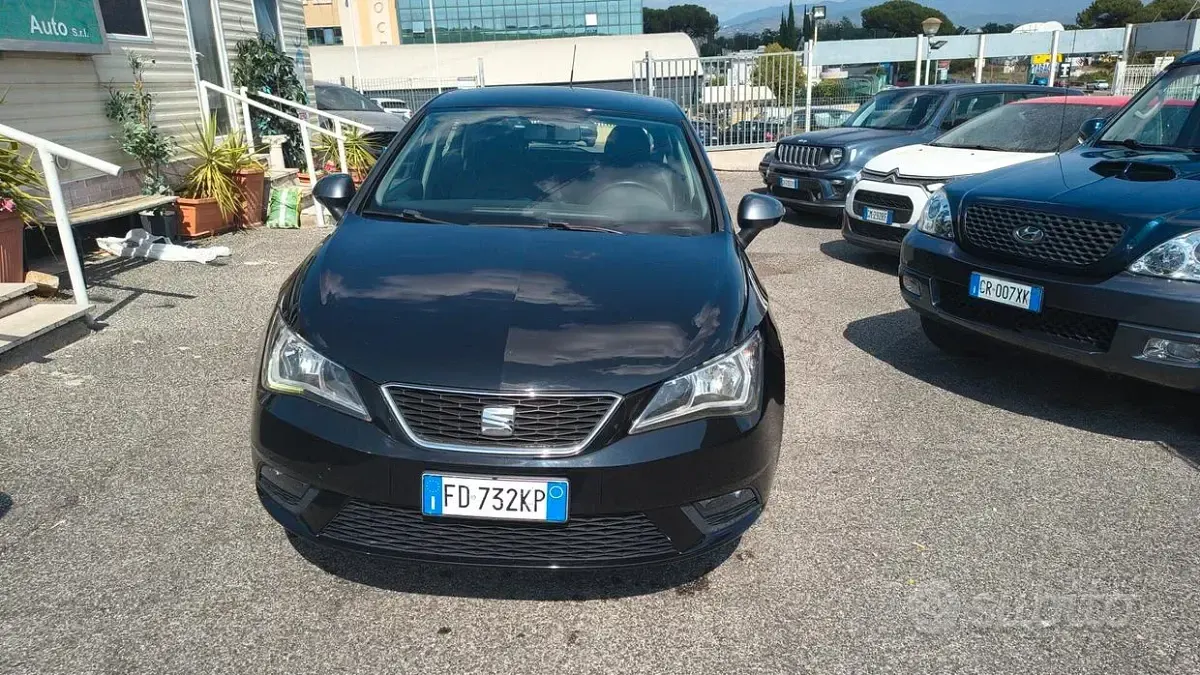 Usata Seat Ibiza CONNECT 75 CV (55 kW) 2016 Nero Berlina