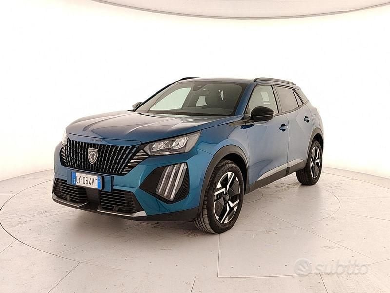 Usata Peugeot 2008 Allure 101 CV (74 kW) 2025 Blu SUV