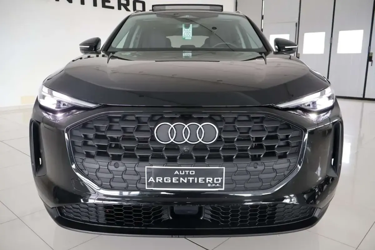 Usata Audi Q5 Advanced 204 CV (150 kW) 2025 Nero mito met SUV
