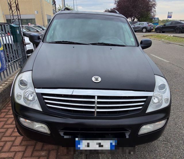 Grigio Usata 2004 Ssangyong Rexton SUV | 4000 € (Cara) - Immagine 1/4