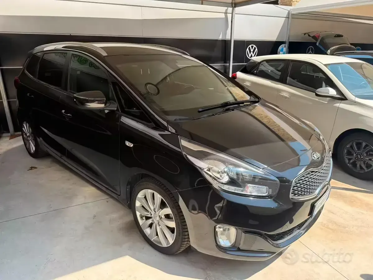 Usata Kia Carens 116 CV (85 kW) 2016 Nero Monovolume