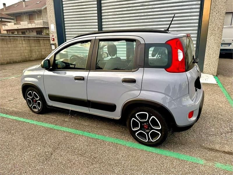 Usata Fiat Panda Sport 69 CV (50 kW) 2022 Grigio Utilitaria