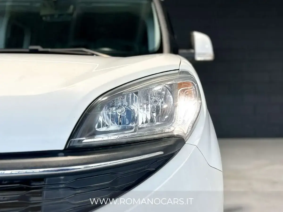 Usata Fiat Doblò Dynamic 90 CV (66 kW) 2015 Bianco Monovolume