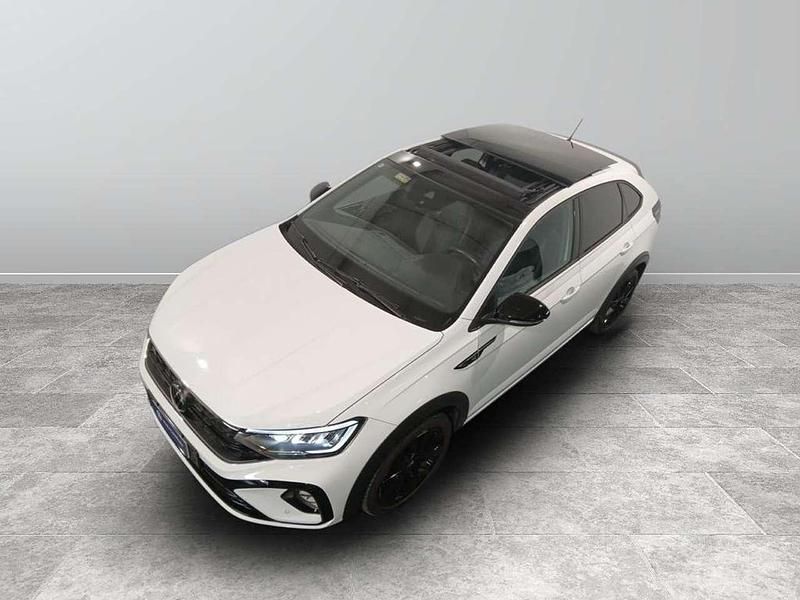 Usata VW Taigo R-line 110 CV (80 kW) 2023 Pure white nero SUV