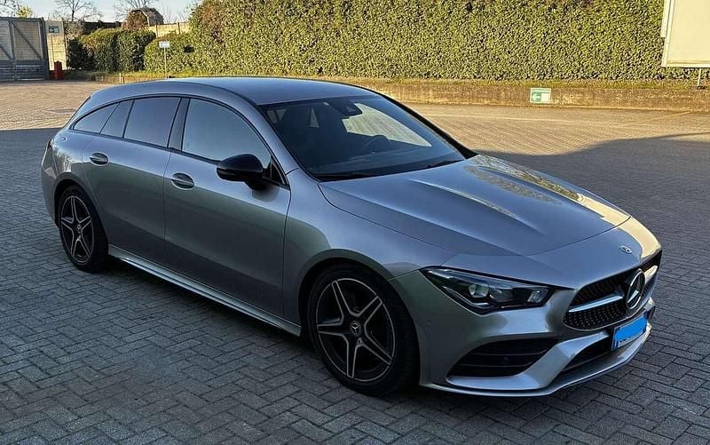 Usata Mercedes CLA200 AMG line 150 CV (110 kW) 2021 Grigio Station wagon