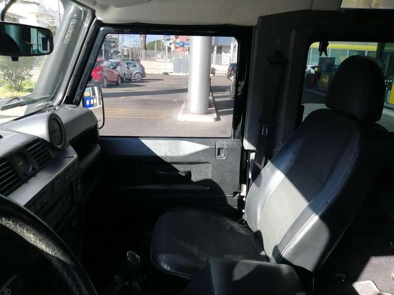 Usata Land Rover Defender SE 122 CV (89 kW) 2008 SUV