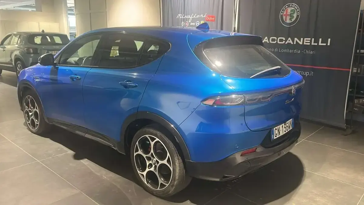 Usata Alfa Romeo Tonale Veloce 160 CV (117 kW) 2023 Blu/azzurro SUV