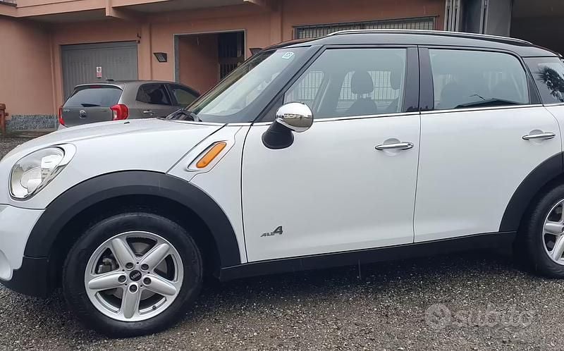 Usata Mini Cooper D Countryman 111 CV (81 kW) 2010 Bianco SUV