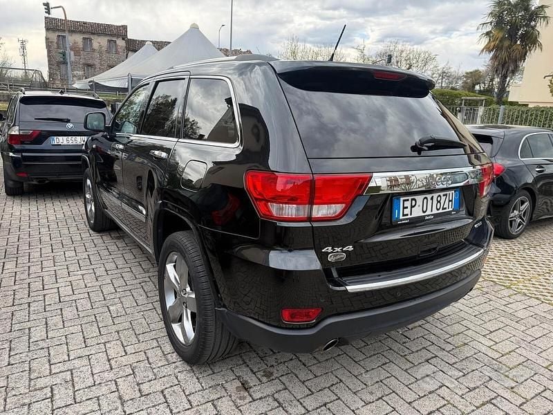 Usata Jeep Grand Cherokee Overland 241 CV (177 kW) 2013 Nero SUV