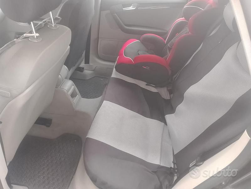 Usata Audi A3 140 CV (102 kW) 2005 Grigio Utilitaria