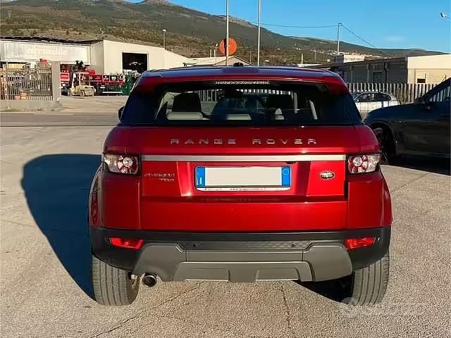 Usata Land Rover Range Rover evoque Pure 150 CV (110 kW) 2013 Rosso SUV