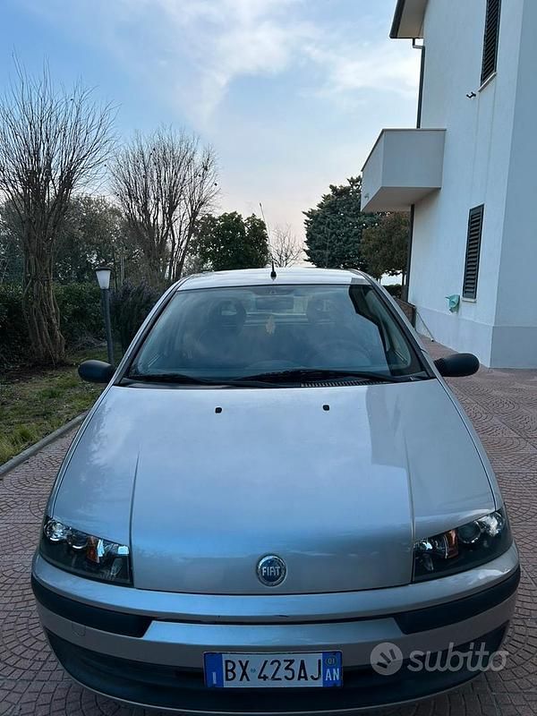 Usata Fiat Punto 2001 Grigio Utilitaria