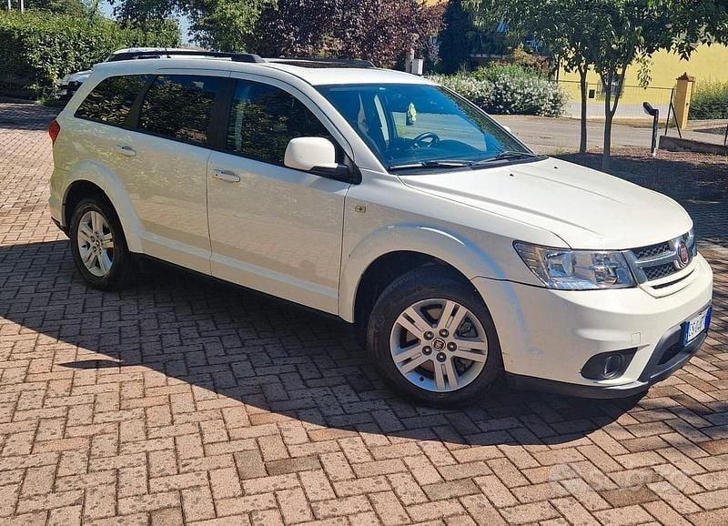 Usata Fiat Freemont Urban 170 CV (125 kW) 2014 Bianco SUV