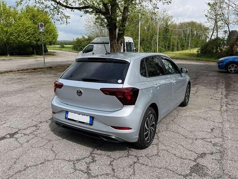 Usata VW Polo Edition 95 CV (69 kW) 2024 Argento Utilitaria