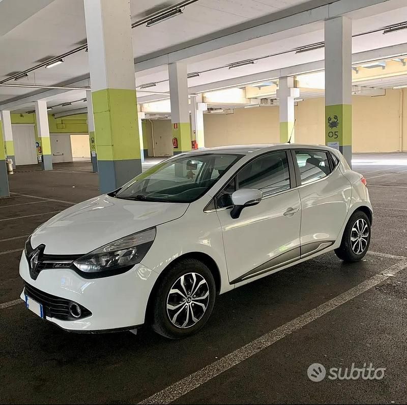 Usata Renault Clio IV 73 CV (53 kW) 2015 Bianco Utilitaria