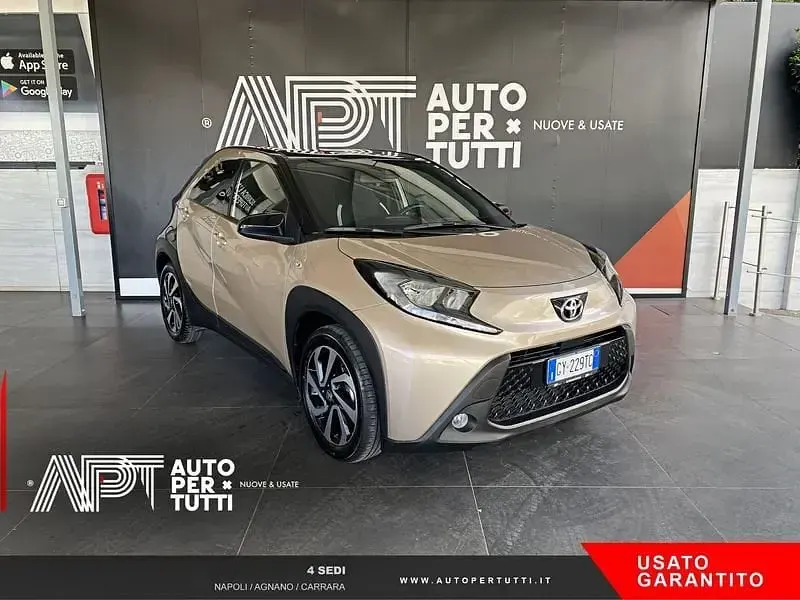 Second-hand Toyota Aygo X Trend 72 CP (52 kW) 2025 Bej SUV