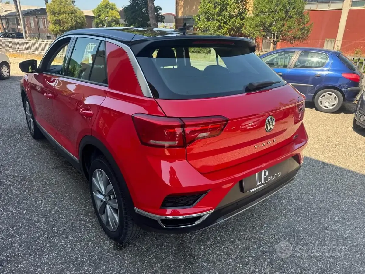 Usata VW T-Roc Advance 150 CV (110 kW) 2019 Rosso SUV