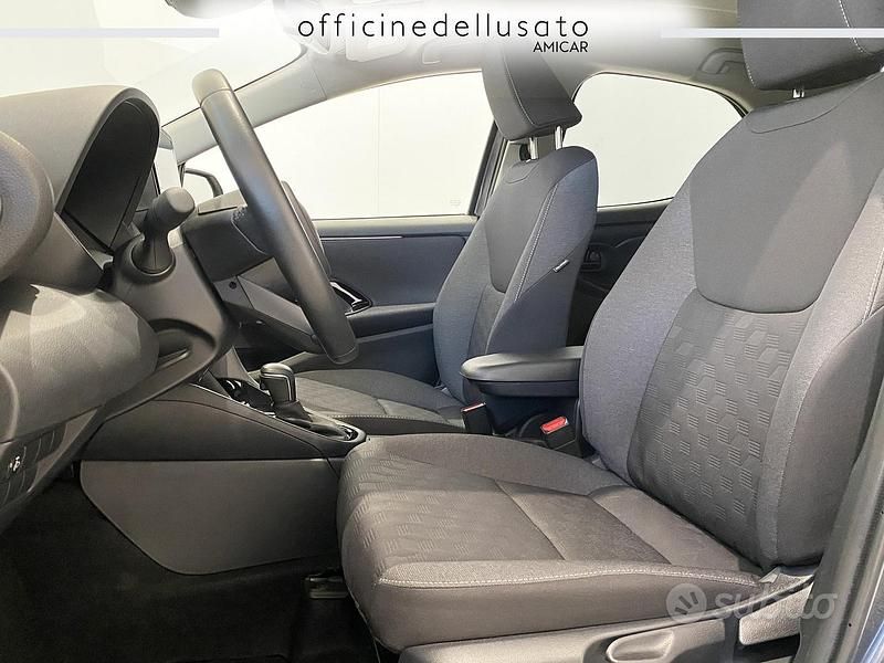Usata Toyota Yaris Hybrid Trend 116 CV (85 kW) 2024 Other Berlina