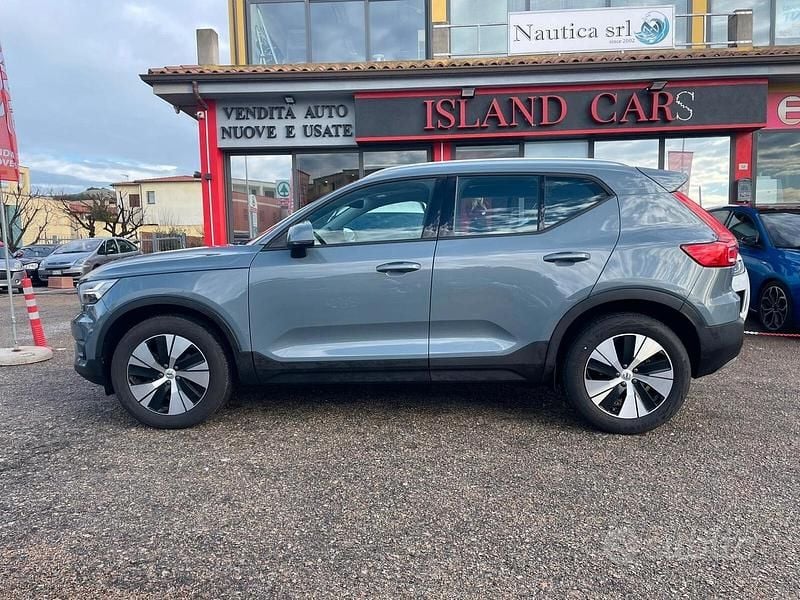 Usata Volvo XC40 Momentum 150 CV (110 kW) 2018 Grigio SUV