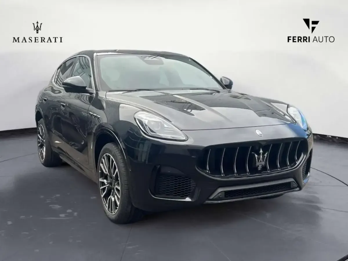 Nuova Maserati Grecale 250 CV (183 kW) 2025 Nero SUV