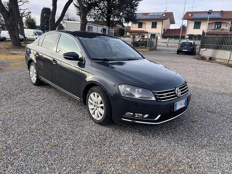 Usata VW Passat Comfortline 105 CV (77 kW) 2014 Grigio Berlina