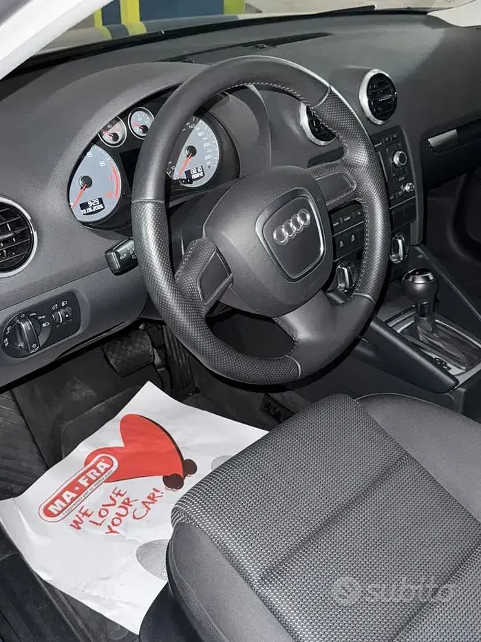Usata Audi A3 Ambition 125 CV (91 kW) 2011 Grigio Utilitaria