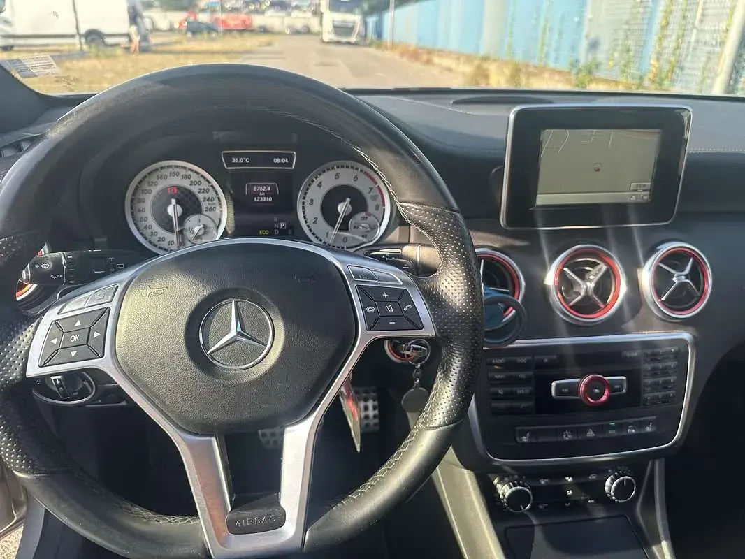 Usata Mercedes A250 Executive 211 CV (155 kW) 2014 Berlina