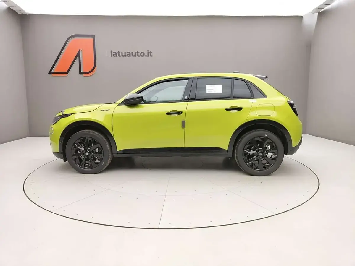 Nuova Fiat 600 Sport 145 CV (106 kW) 2026 Grigio SUV