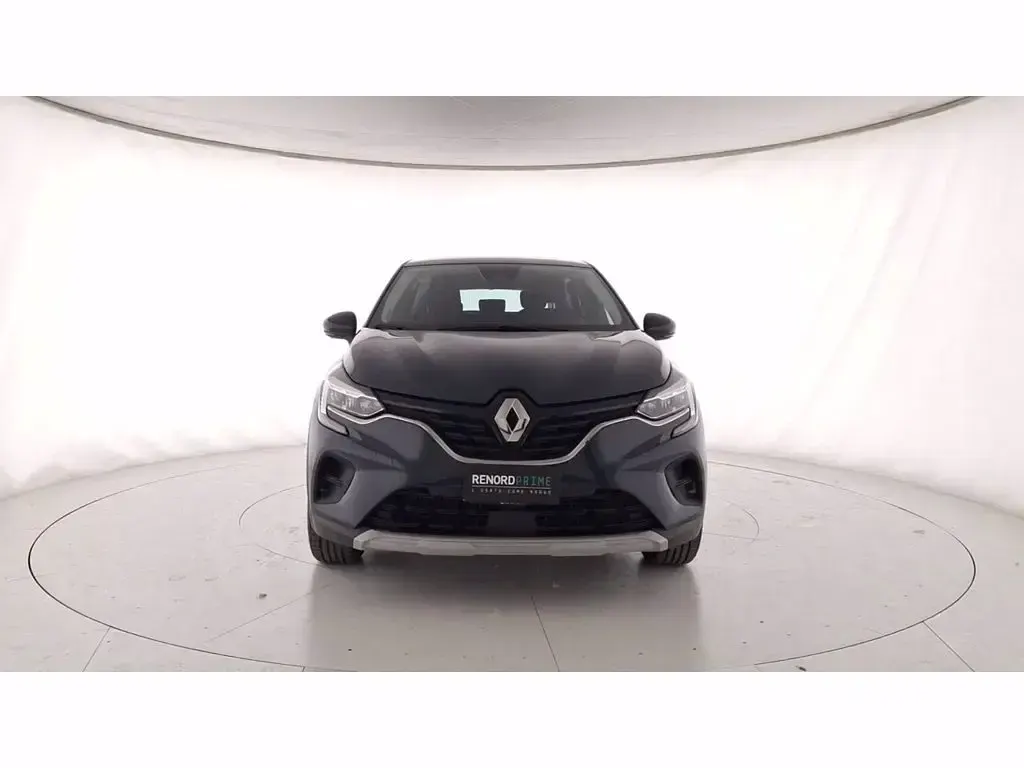 Usata Renault Captur Equilibre 101 CV (74 kW) 2023 Blu scuro SUV