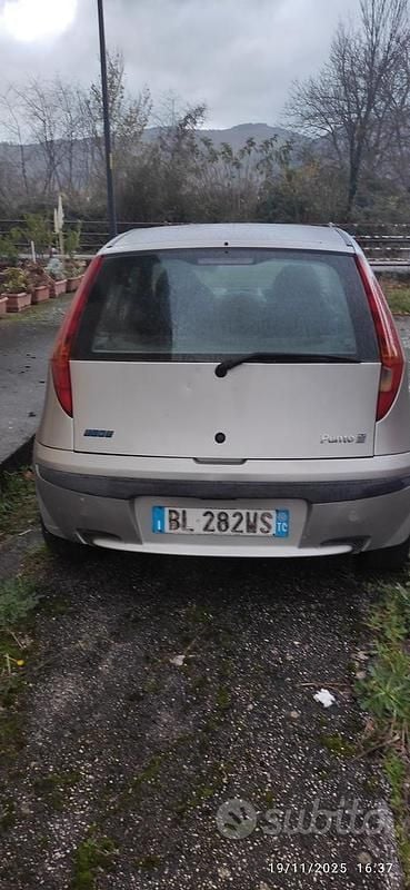 Usata Fiat Punto 80 CV (58 kW) 2000 Berlina