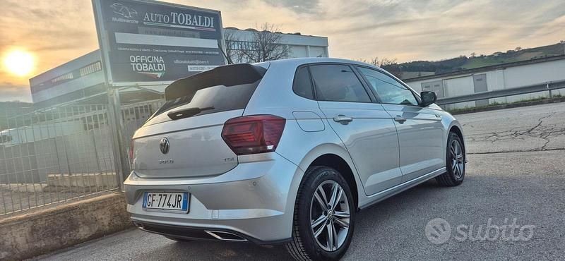 Używany VW Polo Sport 90 KM (66 kW) 2021 Szary Hatchback