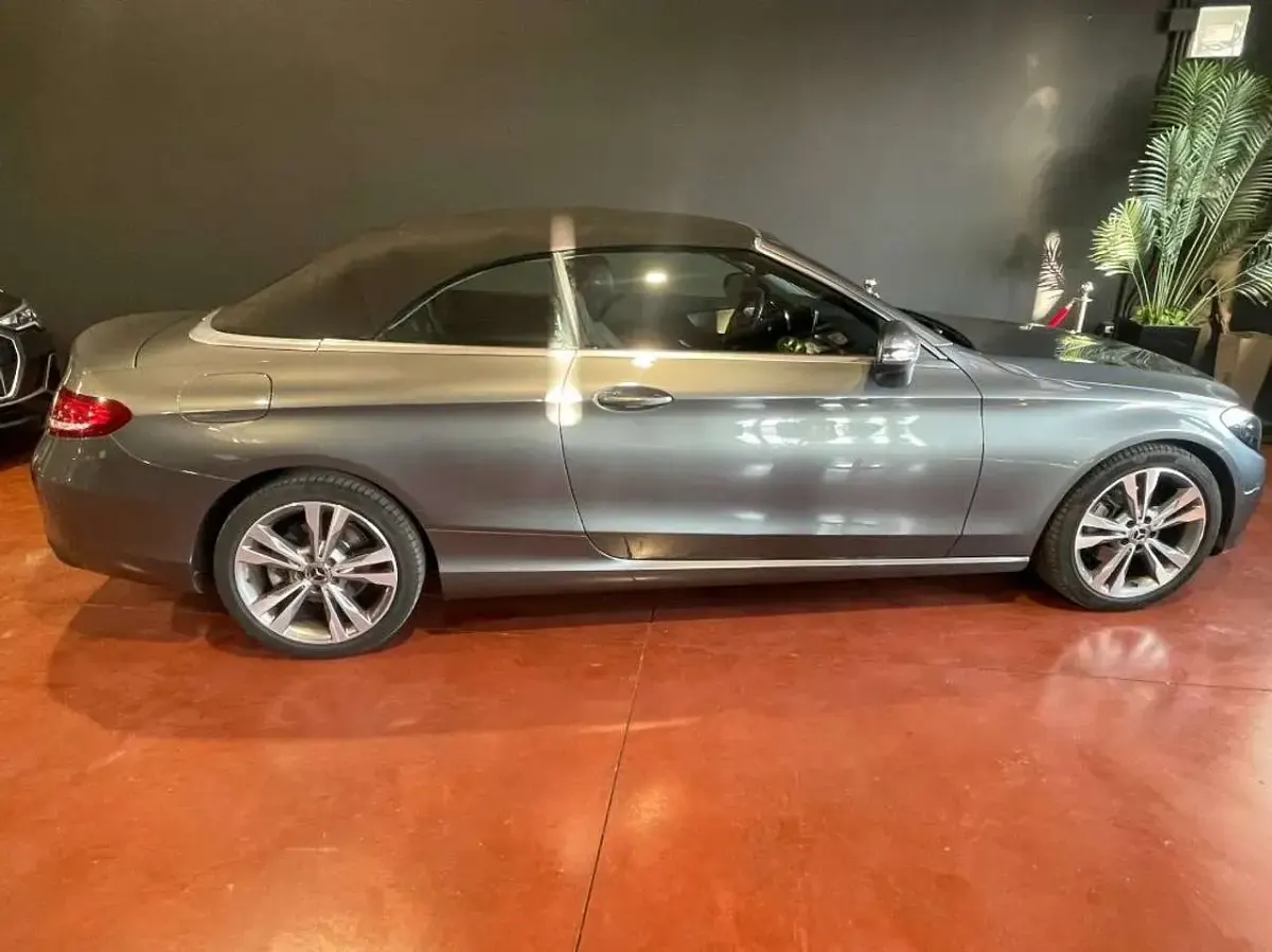 Usata Mercedes C220 170 CV (125 kW) 2019 Grigio Cabrio