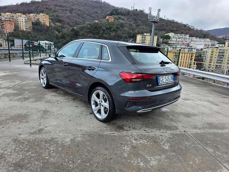 Usata Audi A3 150 CV (110 kW) 2021 Grigio manhattan Berlina