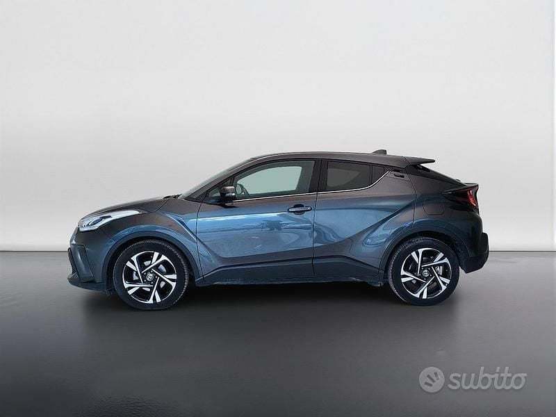 Usata Toyota C-HR Trend 98 CV (72 kW) 2022 Grigio SUV