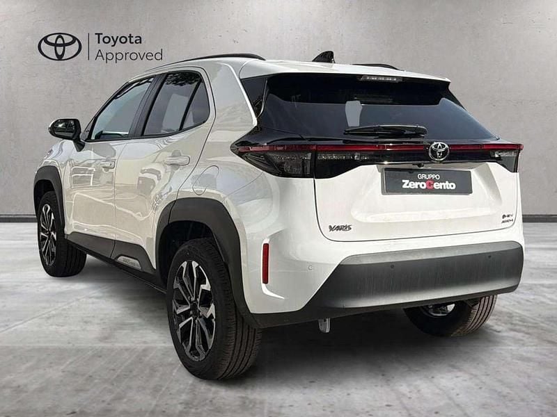 Nuova Toyota Yaris Cross Trend 131 CV (96 kW) 2026 Bianco SUV