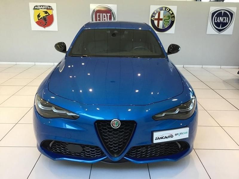 Usata Alfa Romeo Giulia Veloce 280 CV (205 kW) 2024 Blu Berlina