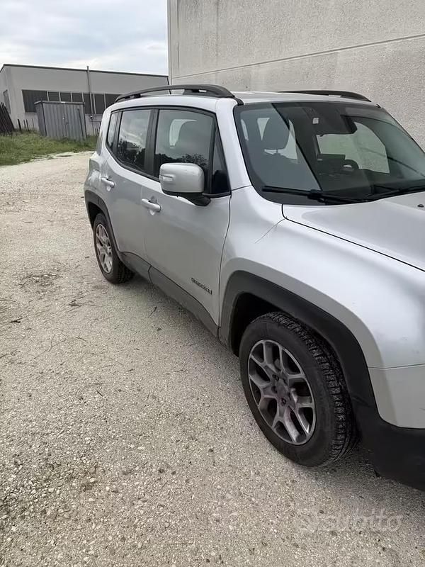 Usata Jeep Renegade Longitude 120 CV (88 kW) 2016 Grigio SUV