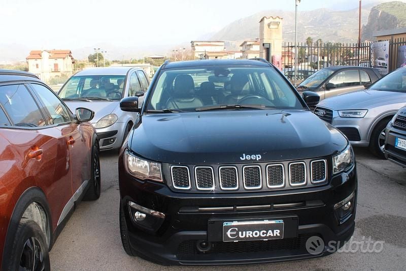 Usata Jeep Compass Opening Edition 140 CV (102 kW) 2017 Nero SUV