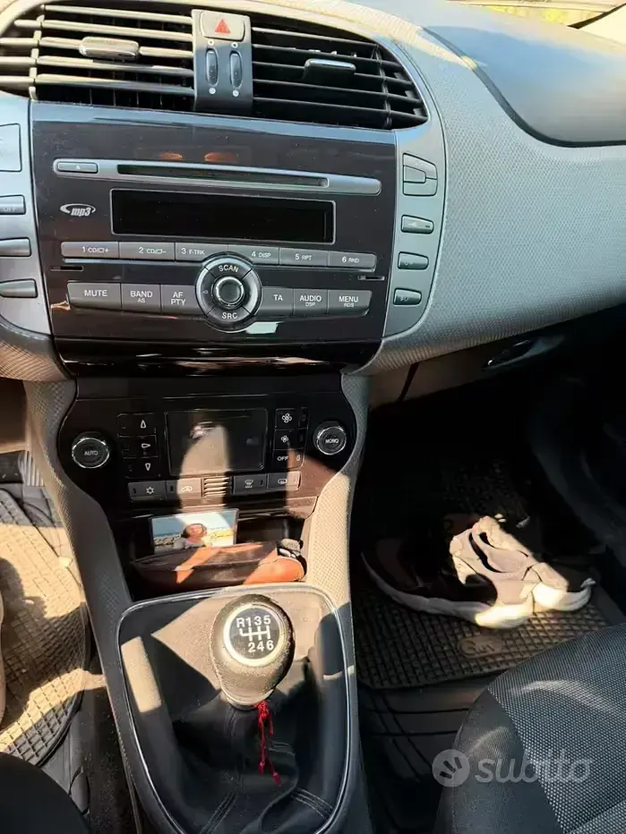 Usata Fiat Bravo 105 CV (77 kW) 2013 Grigio Utilitaria