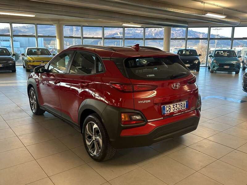 Usata Hyundai Kona 105 CV (77 kW) 2020 Rosso SUV