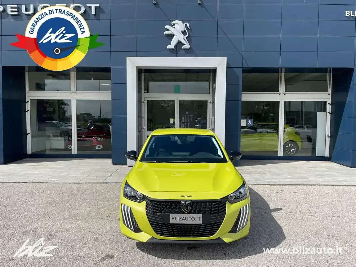 Usata Peugeot 208 Active 101 CV (74 kW) 2024 Giallo Utilitaria