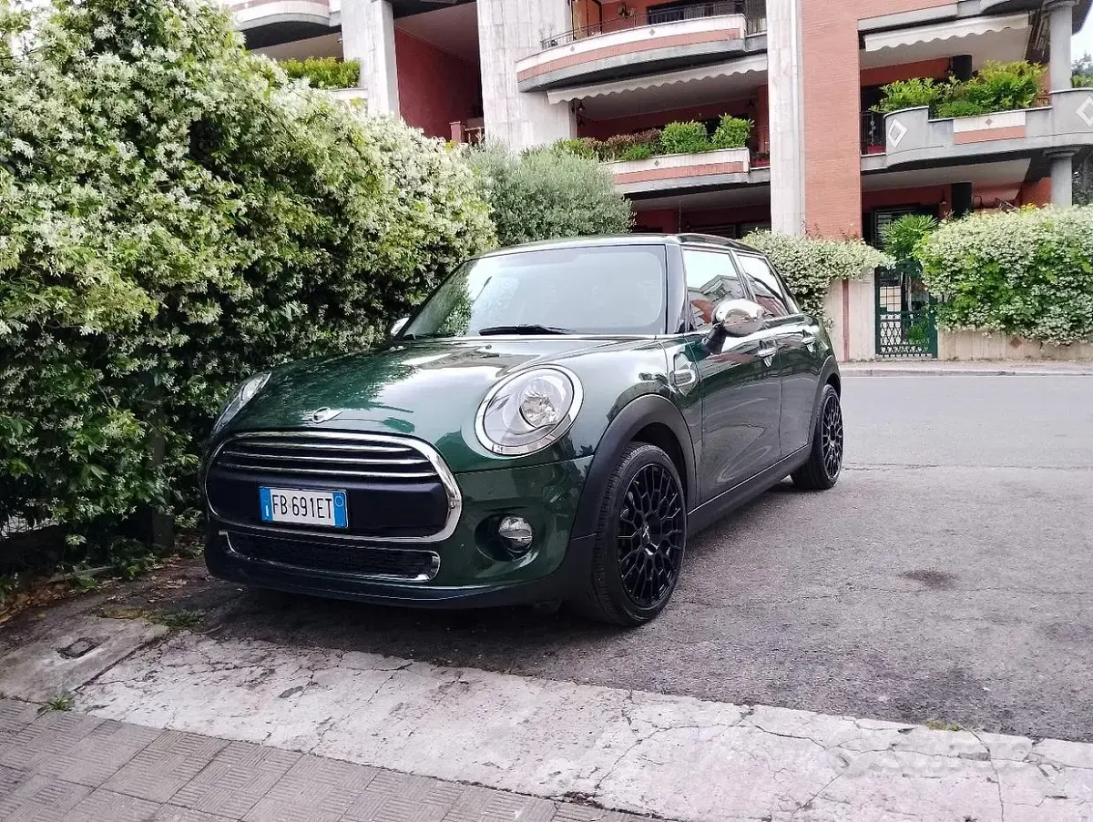 Usata Mini ONE 102 CV (75 kW) 2015 Verde Utilitaria