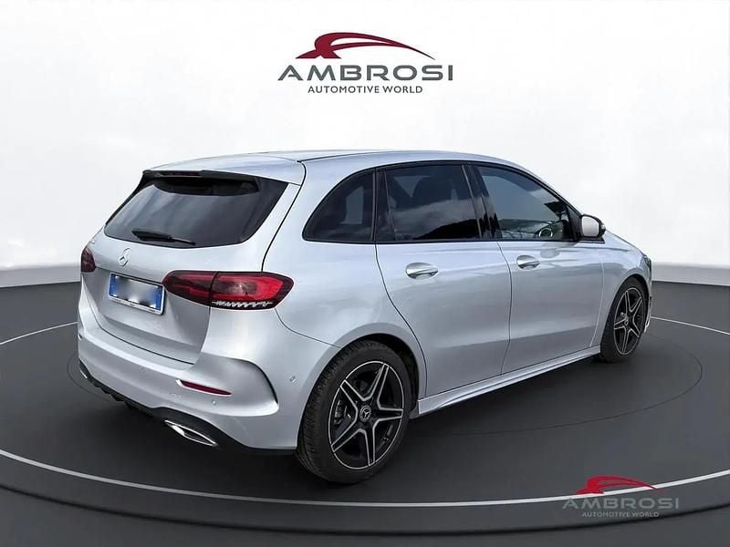 Usata Mercedes B180 Premium 136 CV (100 kW) 2019 Argento Monovolume