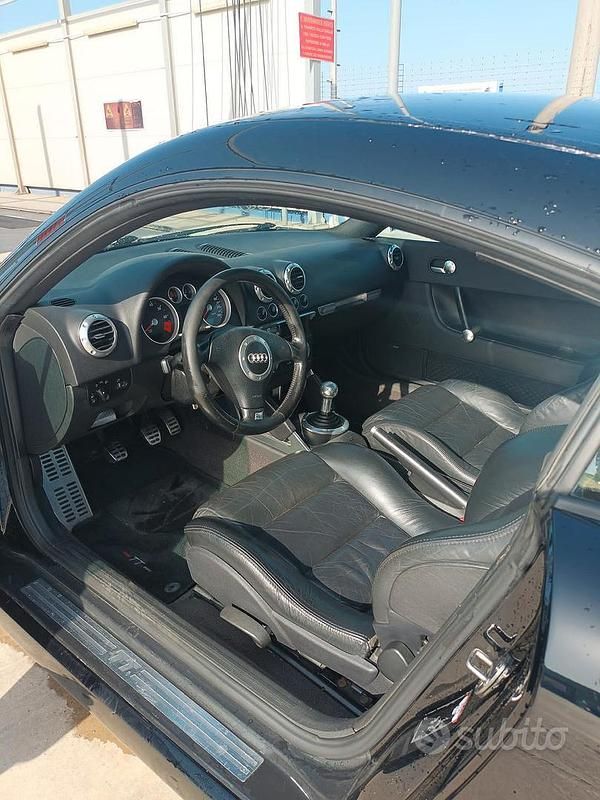 Usata Audi TT 180 CV (132 kW) 1999 Nero Coupé