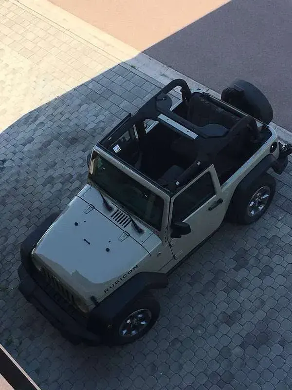 Usata Jeep Wrangler Rubicon 200 CV (147 kW) 2018 Beige SUV