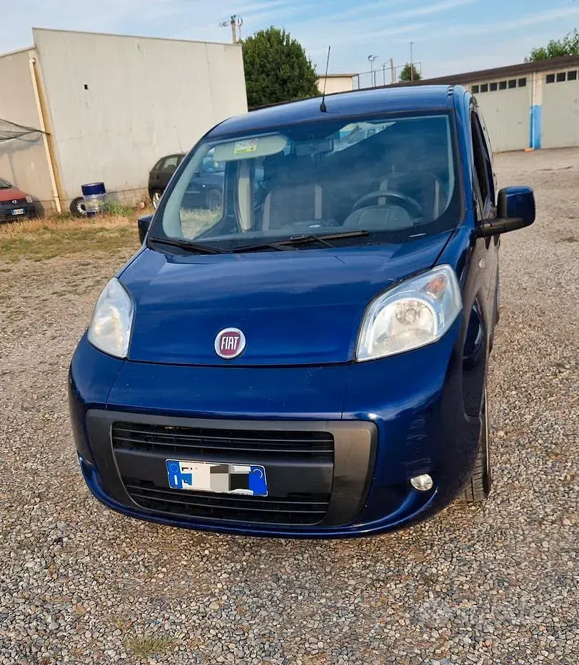 Usata Fiat Qubo Trekking 75 CV (55 kW) 2014 Bluazzurro Monovolume