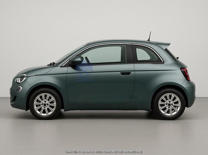 Usata Fiat 500e Action 69 kW (95 CV) 2022 Verde Utilitaria