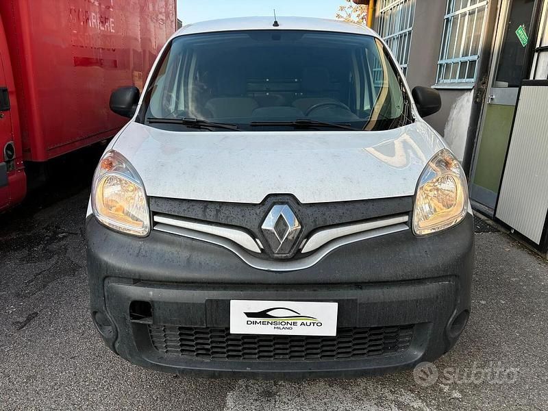 Usata Renault Kangoo Life 90 CV (66 kW) 2018 Bianco Berlina