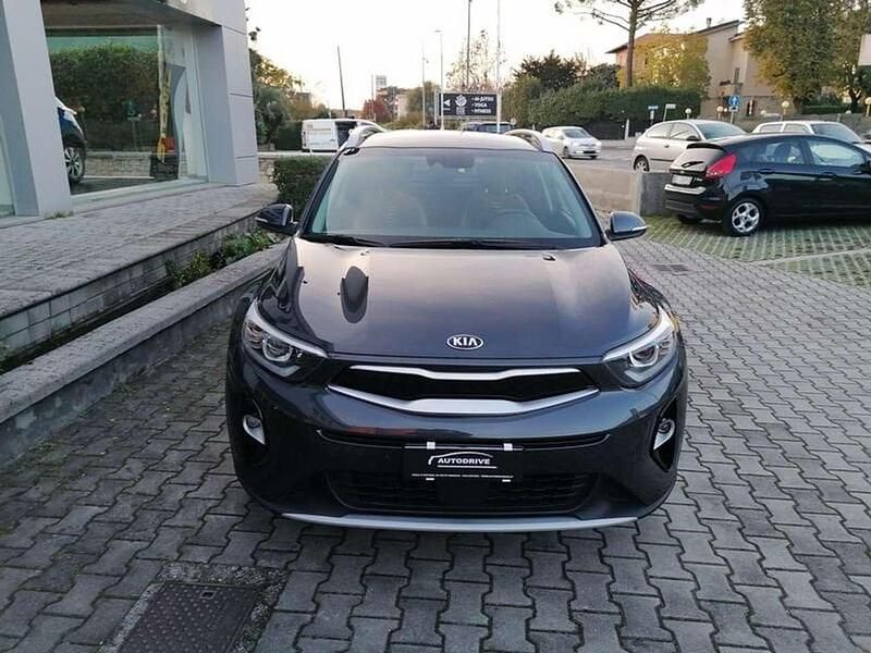 Usata Kia Stonic 99 CV (72 kW) 2019 Grigio scuro SUV