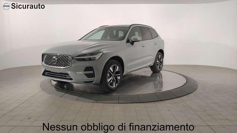 Nuova Volvo XC60 Core 250 CV (183 kW) 2026 Vapour grey metalizzato SUV